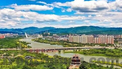 足球比分哪家好-足球比分平台大比拼，哪家才是球迷的最佳拍档？